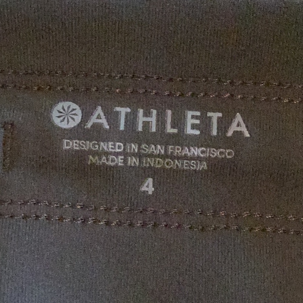 Athleta women’s Charcoal nylon Joggers with stretch - Picture 11 of 15
